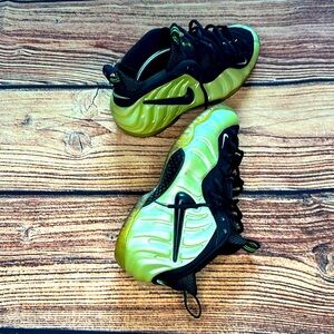 ‘2010 Nike Air Foamposite Pro “Electric Green”